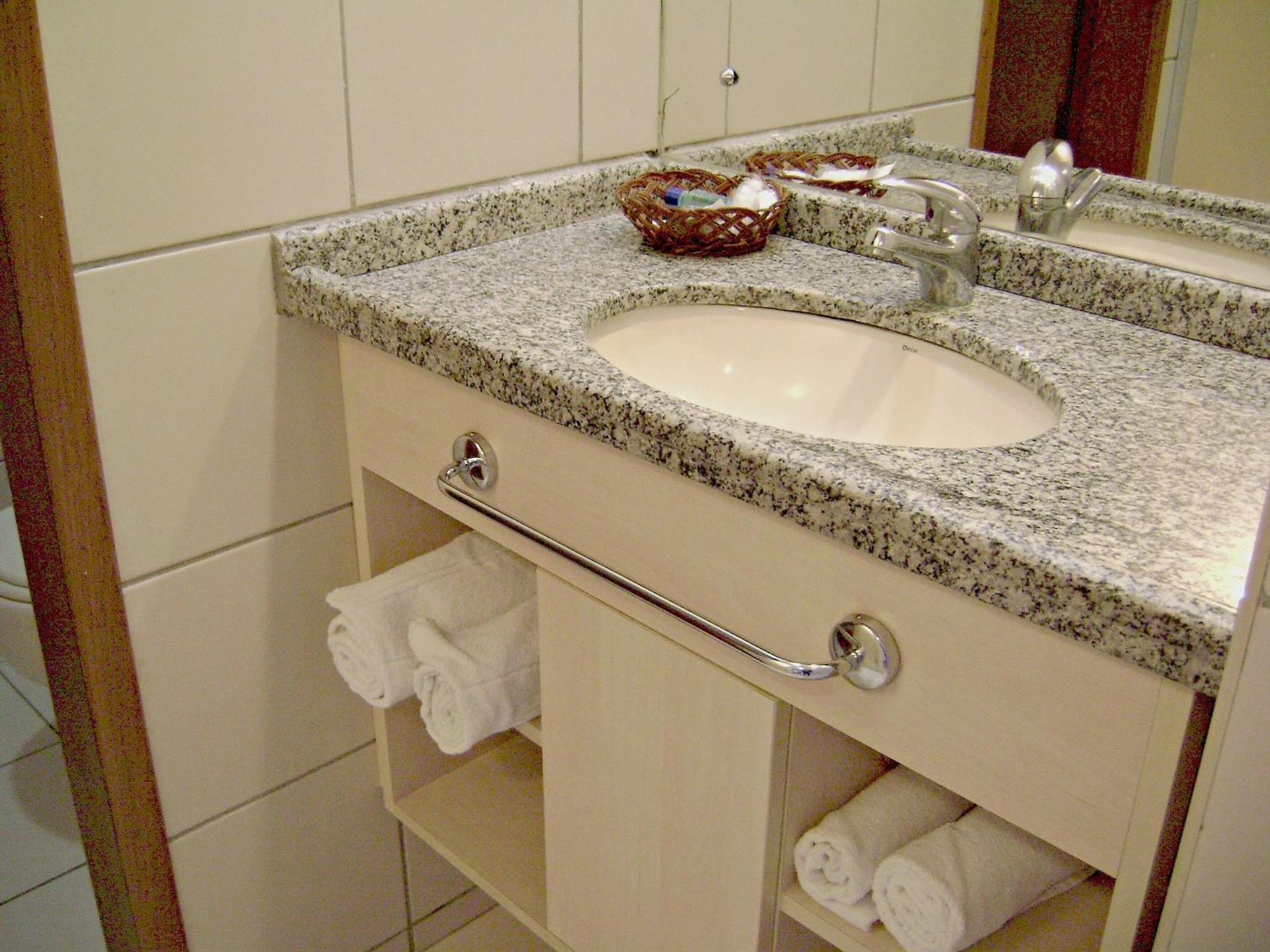 Bay Park Hotel Resort Brasilia Esterno foto